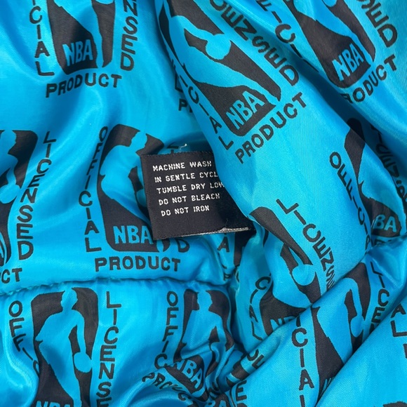 NBA Charlotte Hornets 1990s Jacket sz L - Picture 6 of 7